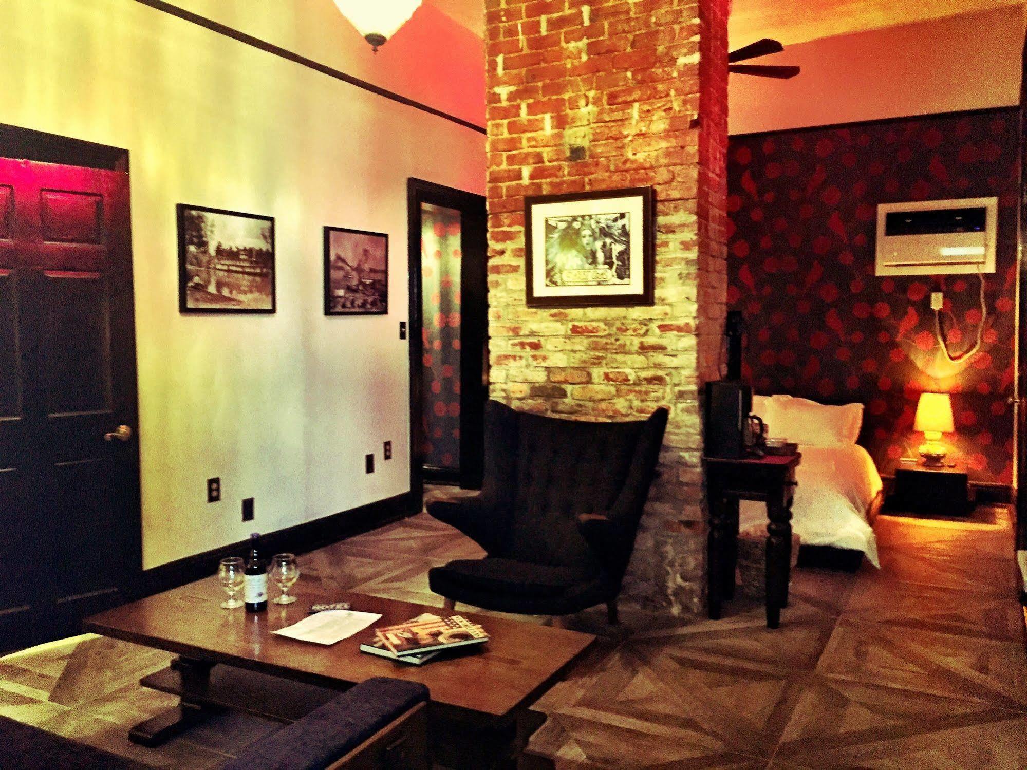 Royal Street Inn & Bar 뉴올리언스 외부 사진